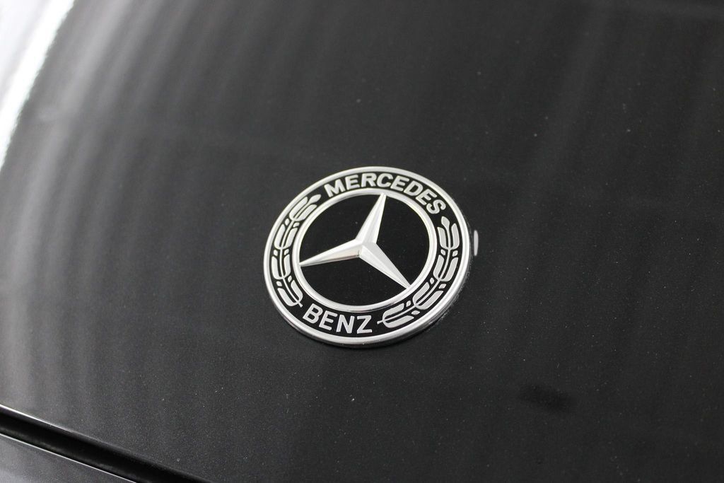Used 2023 Mercedes-Benz E 450 4MATIC Sedan image 40