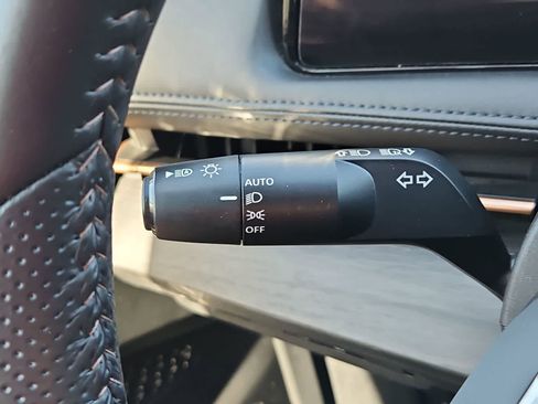 Used 2024 Nissan Ariya FWD image 26