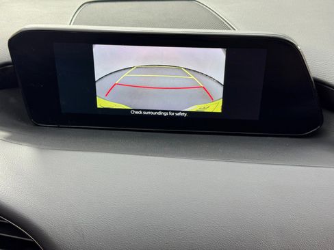 Used 2023 MAZDA MAZDA3 s image 27