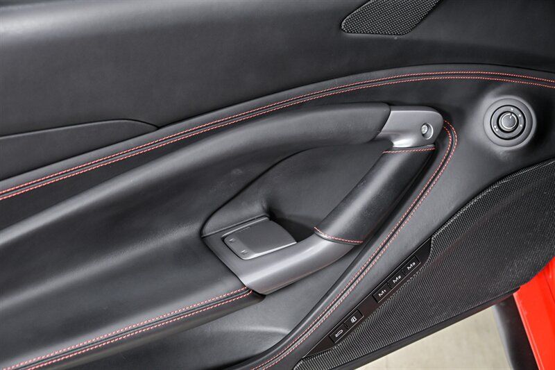 Used 2022 Ferrari F8 Tributo RWD image 19