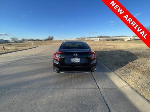 Used 2019 Honda Civic LX image 4