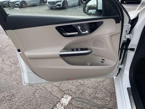 New 2026 Mercedes-Benz C 300 Sedan image 18