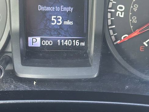 Used 2019 Toyota Tacoma SR w/ SR Convenience Package image 26