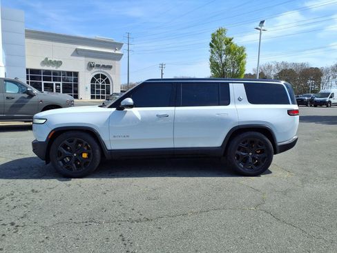 Used 2024 Rivian R1S Adventure AWD/4WD image 3