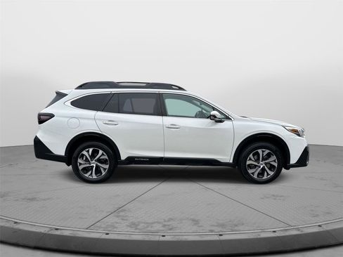 Used 2020 Subaru Outback Limited w/ Popular Package #2 image 42