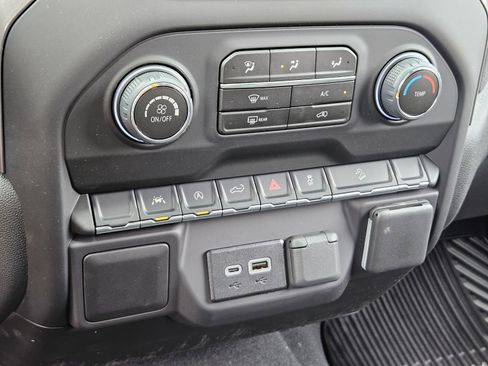 New 2026 Chevrolet Silverado 1500 Custom Trail Boss w/ LPO, Dark Essentials Package AWD/4WD image 22