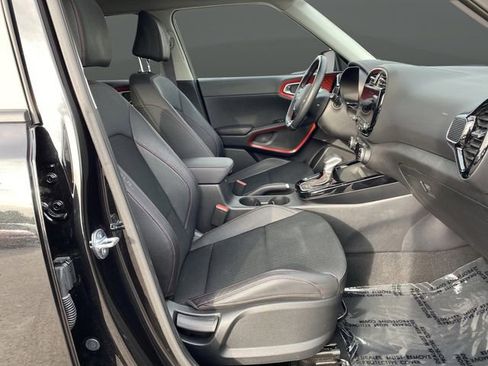 Certified 2023 Kia Soul GT-Line image 28