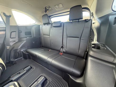 New 2026 Toyota Highlander Limited image 15