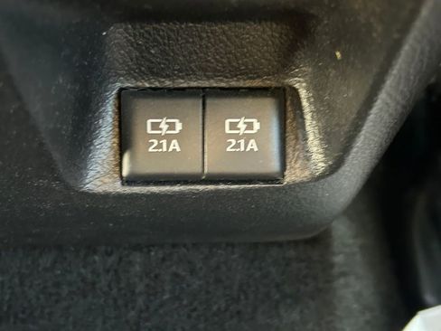 Used 2022 Toyota 4Runner SR5 Premium image 21