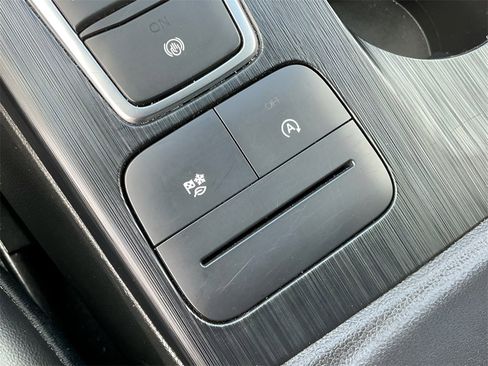 Used 2024 Ford Escape ST-Line w/ Cold Weather Package image 35