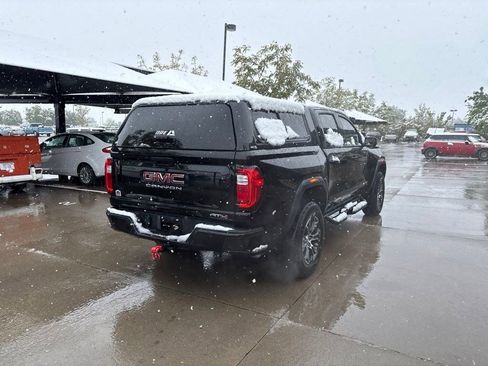 Used 2023 GMC Canyon AT4 w/ AT4 Premium Package AWD/4WD image 5