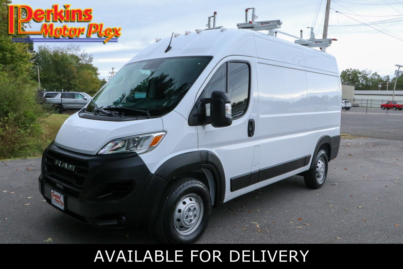 Used 2023 RAM ProMaster 2500 FWD image 1