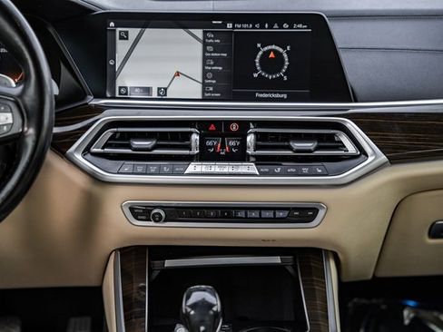 Used 2020 BMW X5 xDrive40i w/ Premium Package image 22