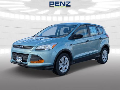 Used 2013 Ford Escape S image 3