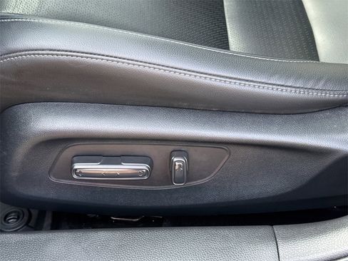 Used 2024 Honda Civic EX-L image 15