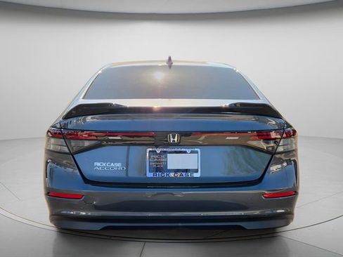 Used 2025 Honda Accord SE image 5