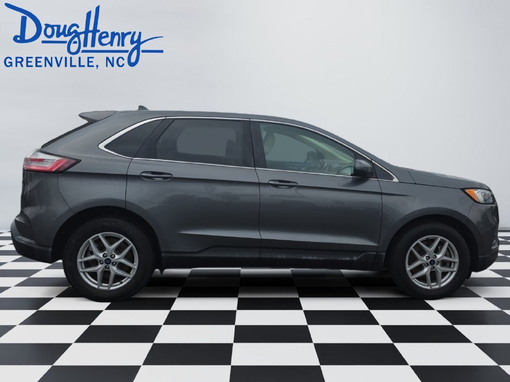 Used 2022 Ford Edge SEL AWD/4WD image 6