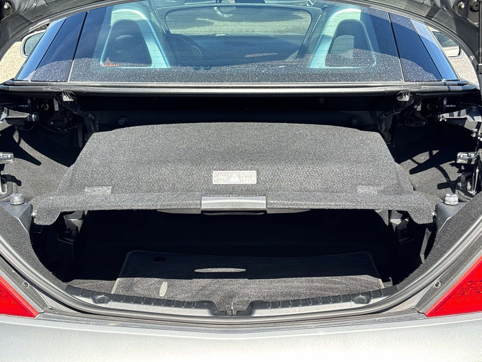 Used 2012 Mercedes-Benz SLK 350 image 12