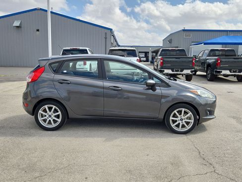 Used 2019 Ford Fiesta SE w/ Equipment Group 201A image 2