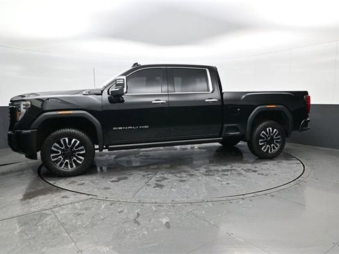 Certified 2025 GMC Sierra 2500 Denali Ultimate image 8
