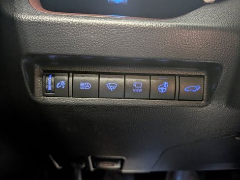 Used 2019 Toyota RAV4 Limited image 21