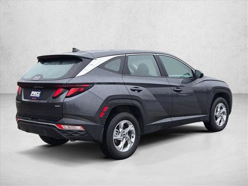 Used 2023 Hyundai Tucson SE image 5
