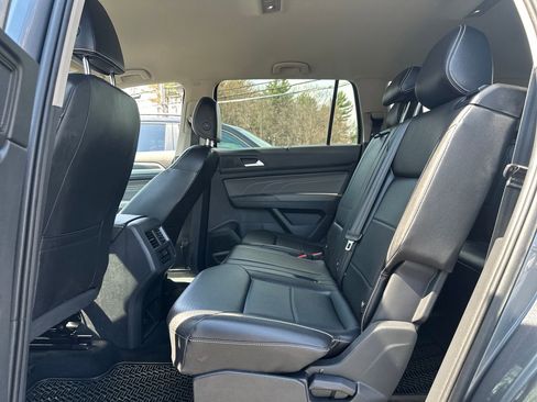 Used 2022 Volkswagen Atlas SE image 13