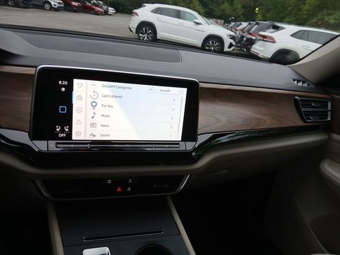 New 2026 Volkswagen Atlas SE image 17