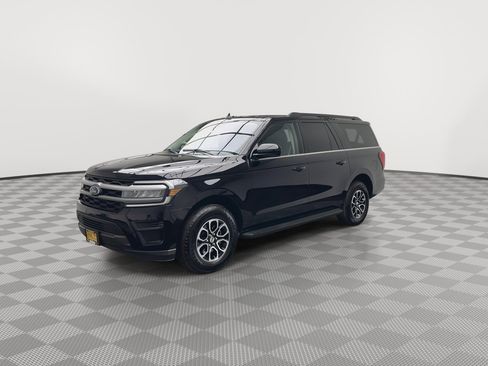 Certified 2024 Ford Expedition Max XLT image 40