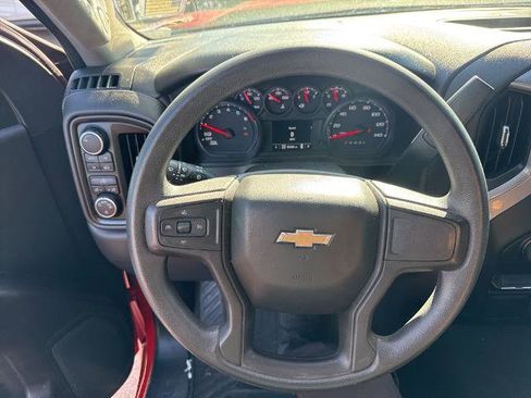 Used 2020 Chevrolet Silverado 1500 Custom w/ Custom Value Package image 7