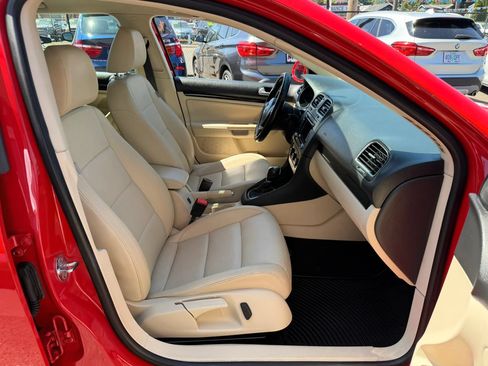 Used 2014 Volkswagen Jetta TDI FWD image 23