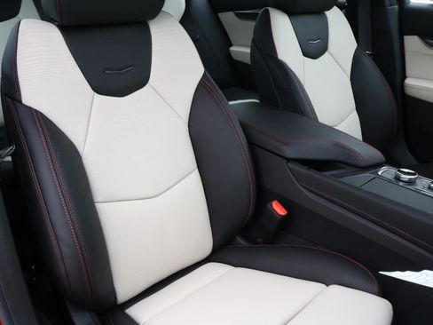 Used 2025 Cadillac CT5 Sport image 18