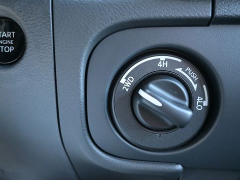 New 2026 Nissan Frontier SV image 29