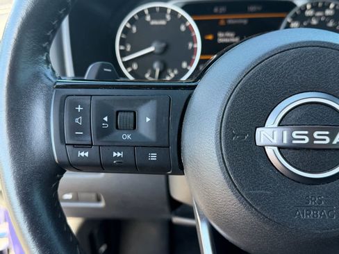 Used 2023 Nissan Rogue SL w/ SL Premium Package FWD image 17