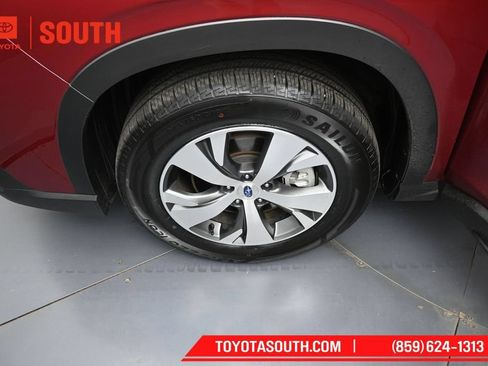 Used 2025 Subaru Ascent Premium AWD/4WD image 37