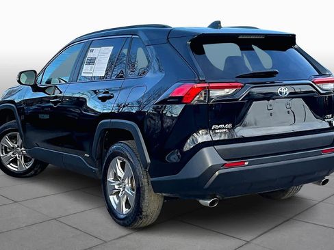 Used 2023 Toyota RAV4 XLE image 12