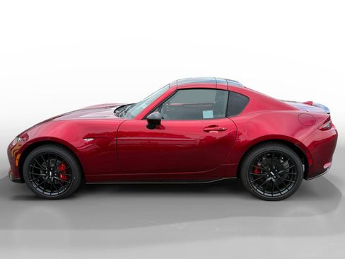 New 2026 MAZDA MX-5 Miata RF Club RWD image 2
