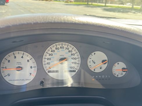 Used 1993 Dodge Intrepid ES image 25