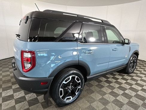 Used 2021 Ford Bronco Sport Outer Banks w/ Outer Banks Package AWD/4WD image 2