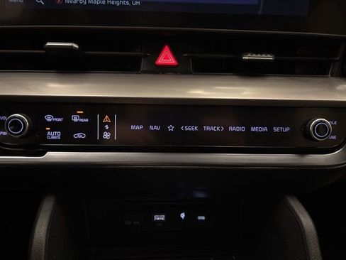 Certified 2023 Kia Sportage EX image 18