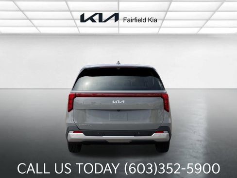 New 2026 Kia Carnival EX FWD image 5