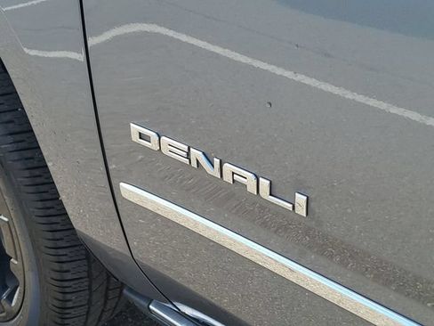 Used 2019 GMC Yukon Denali AWD/4WD image 40