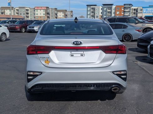 Used 2021 Kia Forte LXS FWD image 6