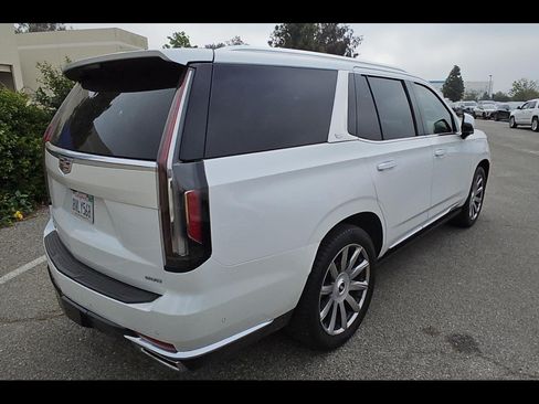 Used 2021 Cadillac Escalade Premium Luxury Platinum RWD image 14