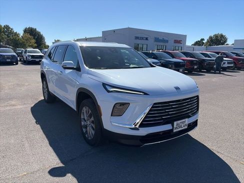 New 2026 Buick Enclave Preferred w/ Power Package image 8