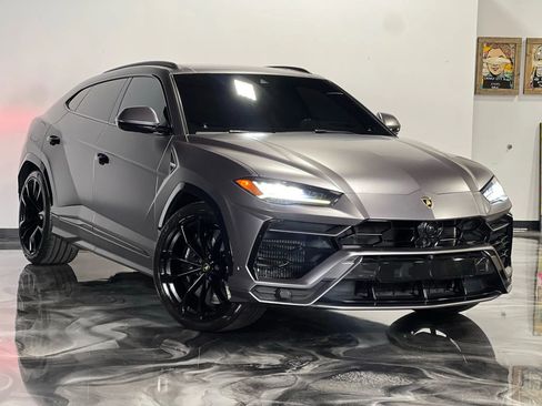 Used 2019 Lamborghini Urus image 8