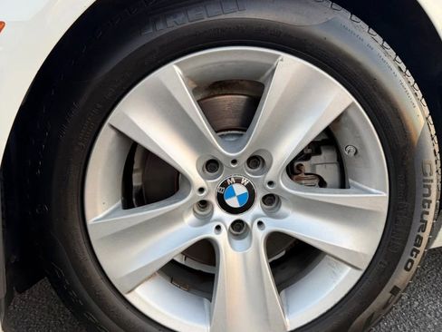 Used 2013 BMW 528i Sedan image 13