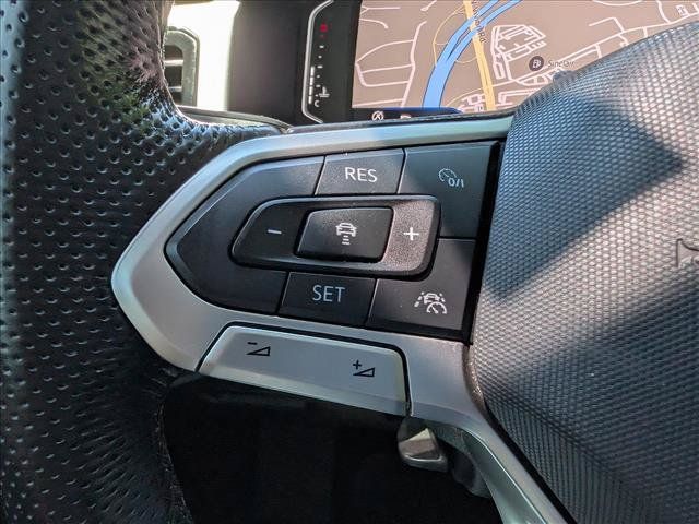 Used 2021 Volkswagen Atlas SEL Premium AWD/4WD image 39
