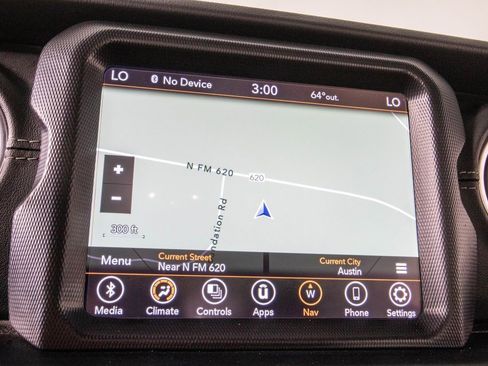 Used 2022 Jeep Wrangler Unlimited Sahara image 23