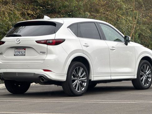 Certified 2025 MAZDA CX-5 Signature image 4